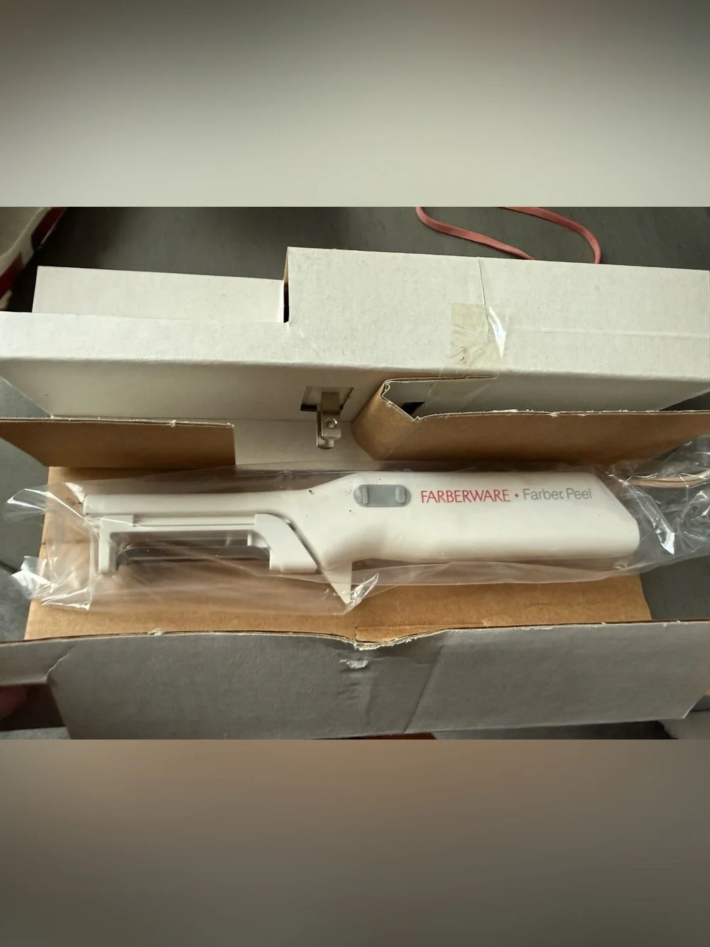 Vintage Farberware Farber Peel Electric Peeler - New in box!
